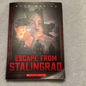 Scholastic's Escape from Stalingrad - Andy Marino